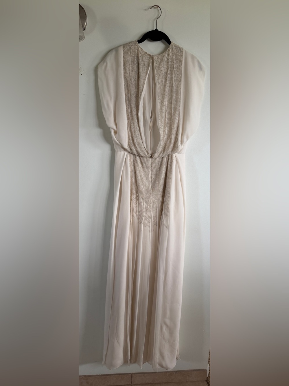 J. Mendel Cream Ivory Draped Silk bridal sample beaded embellishment size 8